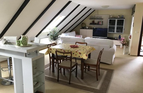 Steinthaleben Apartment | Ferienwohnung Krause oben