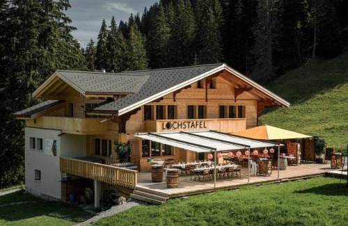 Saanenmoeser Apartment | Ferienwohnung Lochstafel