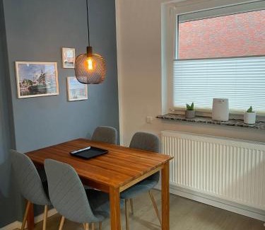 Emden Apartment | Ferienwohnung Mühlenwarf