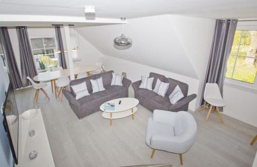 Gross Zicker Apartment | Ferienwohnung mit Balkon und Gartennutzung - Haus Inselwind FeWo MEERurlaub