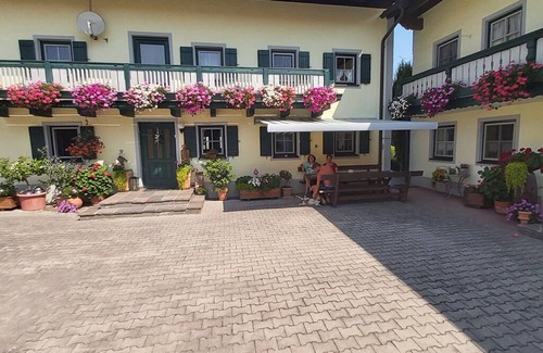Bad Birnbach Apartment | Ferienwohnung mit Balkon | Ferien auf dem Bauernhof