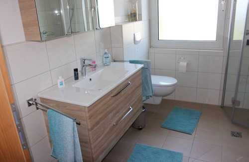 Bernshausen Apartment | Ferienwohnung mit Gartennutzung