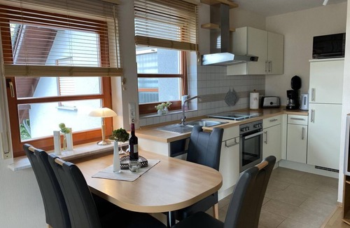 Beltheim Apartment | Ferienwohnung mit Herz - Appartement/fewo, Dusche, WC, Neuwertig