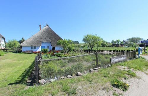 Gross Zicker Apartment | Ferienwohnung mit Meerblick und Gartennutzung - Haus Inselwind FeWo MEERduft