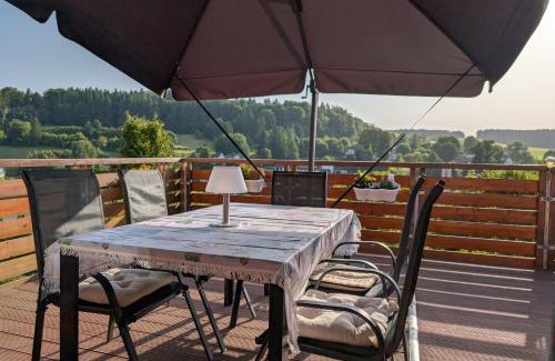 Betzweiler Apartment | Ferienwohnung mit schöner Aussicht und mit Balkon bis zu 5 Personen in Loßburg, Schwarzwald