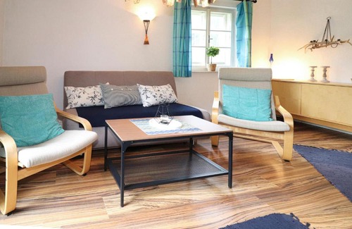 Aldrans Apartment | Ferienwohnung Mit Seeblick