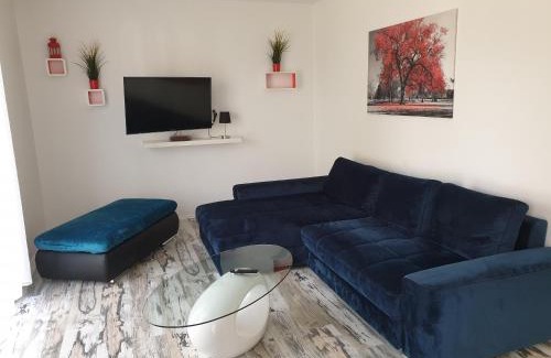 Neustrelitz Apartment | Ferienwohnung mit Terrasse