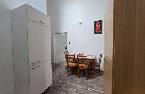 Niegripp Apartment | Ferienwohnung, Monteur, Remote Wohn