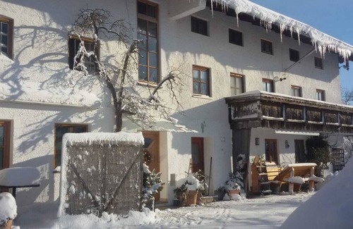 Hoslwang Apartment | Ferienwohnung "Morgensonne", 96 qm Dachgeschoss, 3 separate Schlafzimmer