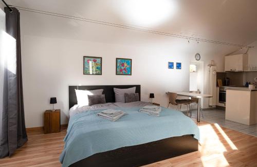 Wolfsburg Apartment | Ferienwohnung Neuhaus