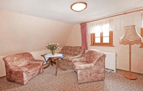 Neuwernsdorf Apartment | Ferienwohnung Neuhausen