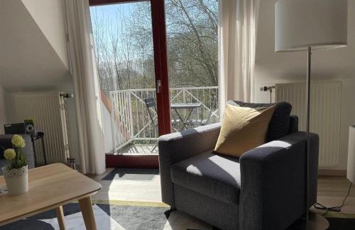 Gustow Apartment | Ferienwohnung-Nils-Holgerson-mit-Balkon-zwischen-Strand-Wald-Wiese-im-Suedosten-der-Insel-Ruegen