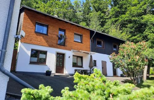 Oberschledorn House | Ferienwohnung Oberschledorner Wald, cleaning included