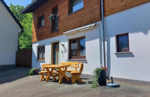 Oberschledorn House | Ferienwohnung Oberschledorner Wald, cleaning included