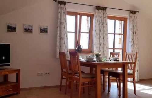 Palling Apartment | Ferienwohnung Obstgarten