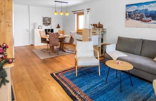 Meierhof Apartment | Ferienwohnung Parsenn Peaks Panorama