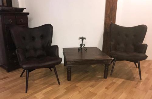 Leppersdorf Apartment | Ferienwohnung PENZLIN im Rittergut Leppersdorf bei Dresden