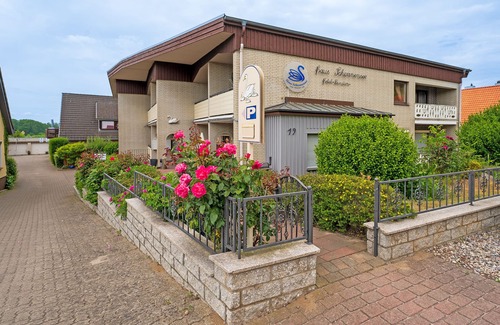 Bosau Apartment | Ferienwohnung Plöni 12 im Haus Schwanensee in Bosau