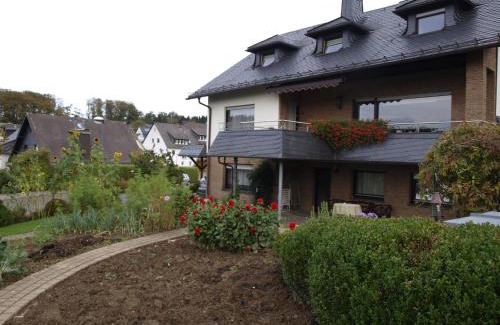 Ostwig Apartment | Ferienwohnung Ruhrtalblick