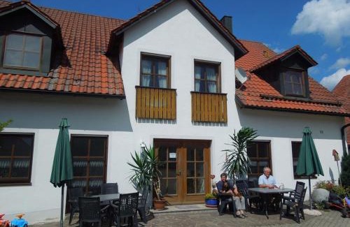 Neunburg vorm Wald Apartment | Ferienwohnung Scherr