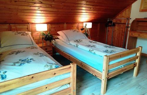 Friesoythe Apartment | Ferienwohnung Schlingshöhe - Oberwohnung mit separater Terrasse