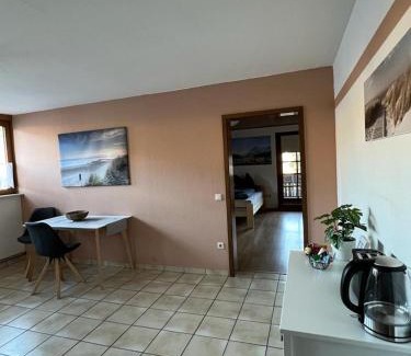 Bad Laasphe Apartment | Ferienwohnung Schneider mit Balkon