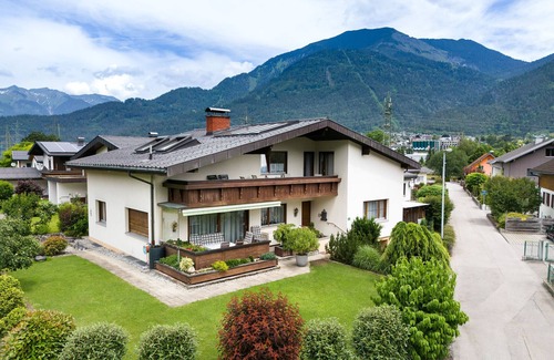 Buers Apartment | Ferienwohnung Schrottenbaum