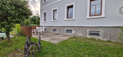 Grossschirma Apartment | Ferienwohnung Schwalbennest1