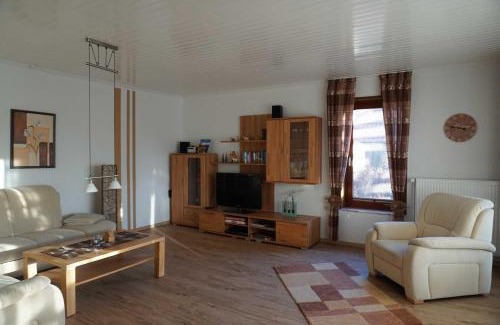 Leer Apartment | Ferienwohnung Schwalbe, 15111