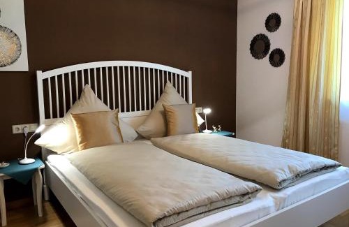Bad Schachen Apartment | Ferienwohnung Seeglück- hochwertige Wohnung im Villenviertel mit Südbalkon