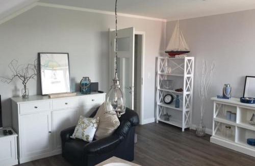 Lemkenhafen Apartment | Ferienwohnung Seglernest 2