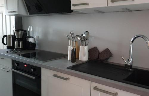 Lemkenhafen Apartment | Ferienwohnung Seglernest 2