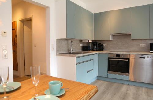 Niedersfeld Apartment | Ferienwohnung Sonnenblick Balkony - WIFI - New & Modern - Winterberg - Niedersfeld