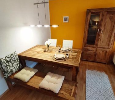 Freilassing Apartment | Ferienwohnung Sonnenfeld mit Gartenblick