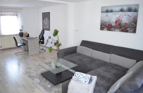 Contwig Apartment | Ferienwohnung Stambach