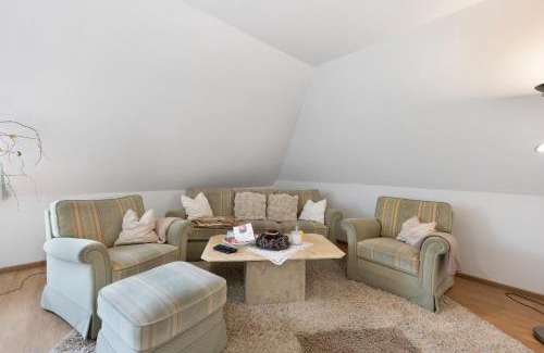 Burg Apartment | Ferienwohnung Storchennest