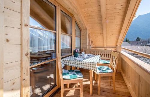Farchant Apartment | Ferienwohnung Susi im Neubau