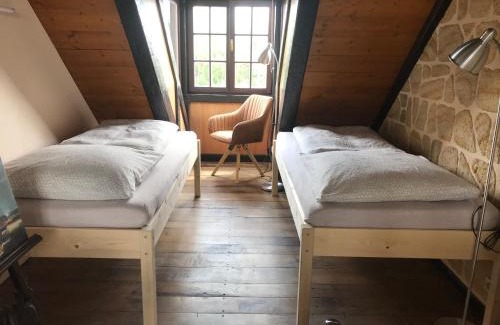 Leppersdorf Apartment | Ferienwohnung TURMZIMMER im Rittergut Leppersdorf bei Radeberg