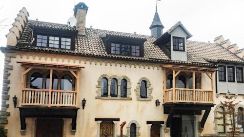 Leppersdorf Apartment | Ferienwohnung TURMZIMMER im Rittergut Leppersdorf bei Radeberg