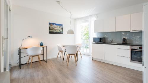 Universitat Apartment | Ferienwohnung Universität