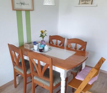 Altenbeken Apartment | Ferienwohnung Vogelvilla