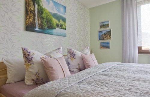 Schweina Apartment | Ferienwohnung "Waldblick"