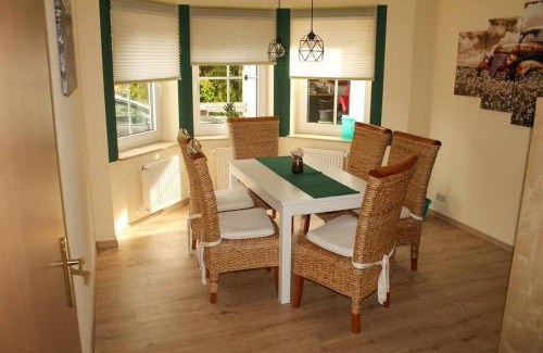 Hoppecke Apartment | Ferienwohnung Waldblick