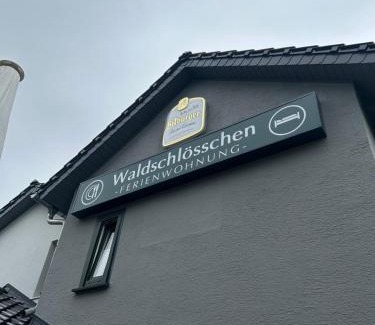 Sohrewald House | Ferienwohnung Waldschlößchen