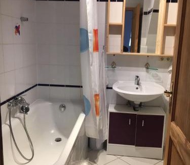 Alkersleben Apartment | Ferienwohnung Weißkopf