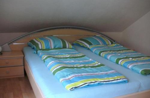 Poppenhausen Apartment | Ferienwohnung Wenz