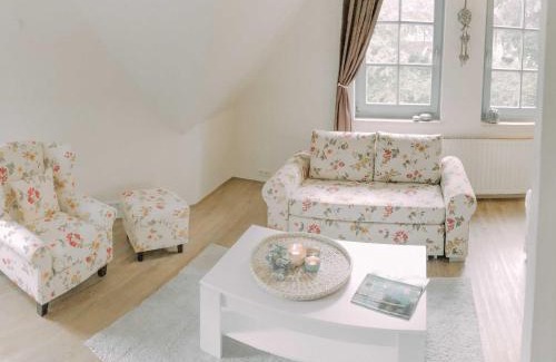 Worpswede Apartment | Ferienwohnung Worpsweder Schlösschen