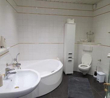Idar-Oberstein Apartment | Ferienwohnung zentrale Lage
