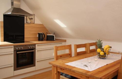 Schmittlotheim Apartment | Ferienwohnung "Zum Erlau"