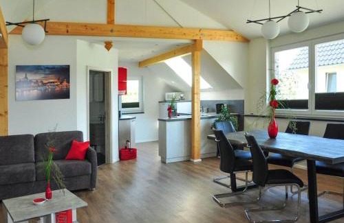 Grossdubrau House | Ferienwohnung Zum Leuchtturm